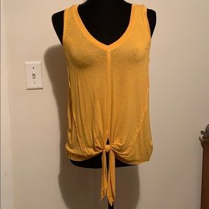 Yellow tank that knots at the bottom!